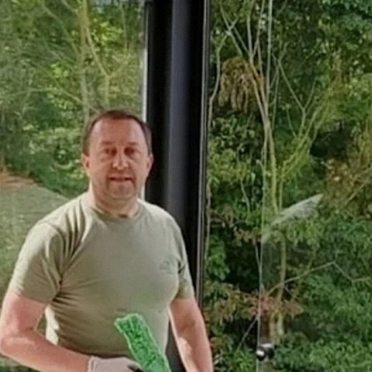 Professionelle Fensterreinigung von Vitali Glas & Gebäudeservice Professionelle Fensterreinigung von Vitali Glas & Gebäudeservice in Hildesheim